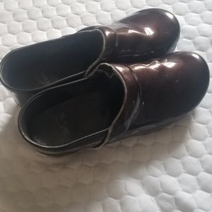 Burgandy Dansko Clogs Size 42